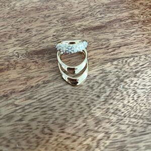 Elegant Gold and White Women's Ring Set